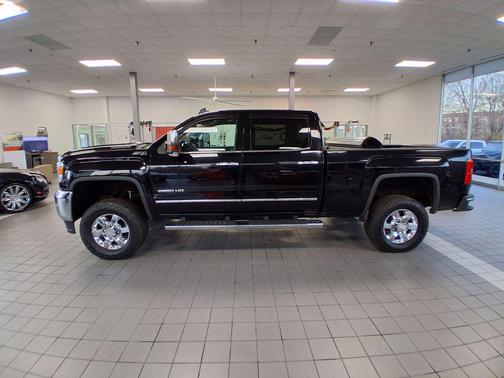 2019 GMC Sierra 2500 SLT