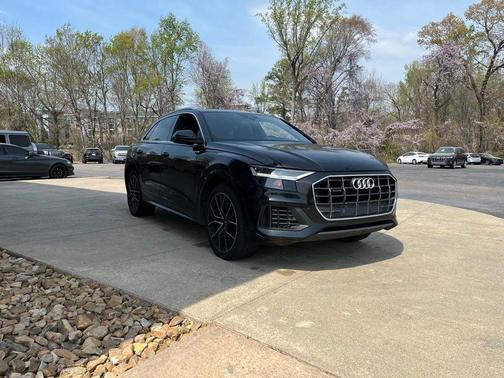Black 2019 Audi Q8 3.0T Premium