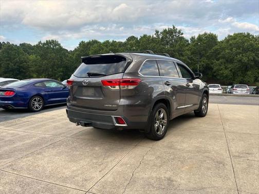 2017 Toyota Highlander Limited Platinum