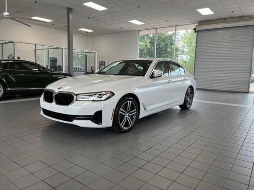 Mineral White Metallic 2021 BMW 530 xDrive