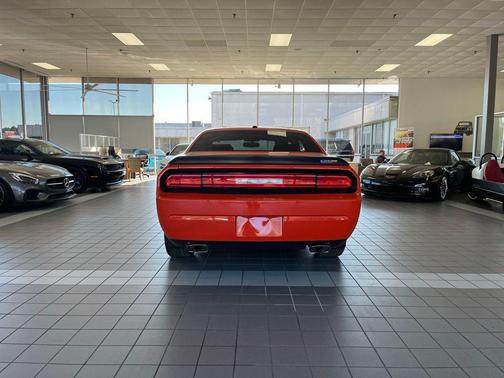 2009 Dodge Challenger SRT8