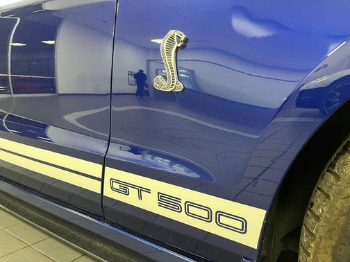 2013 Ford Shelby GT500 Base