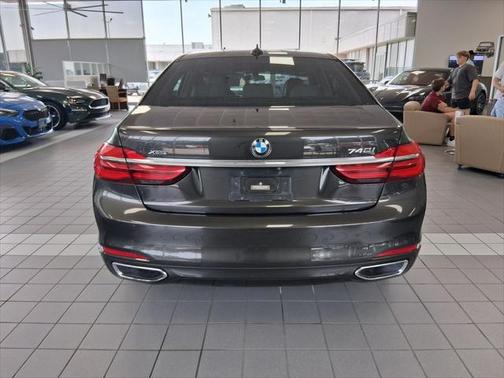2017 BMW 740 xDrive