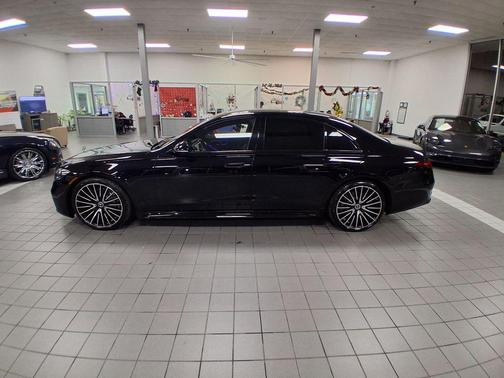 2022 Mercedes-Benz S-Class 4MATIC
