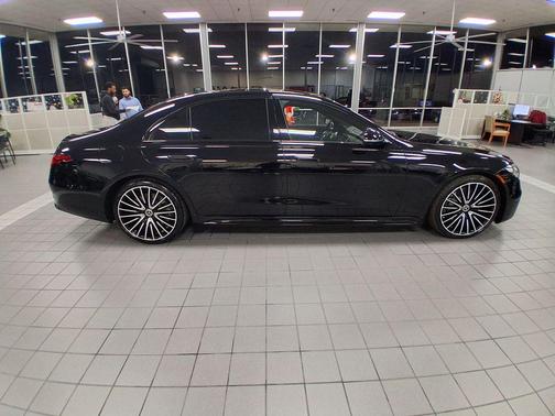 2022 Mercedes-Benz S-Class 4MATIC