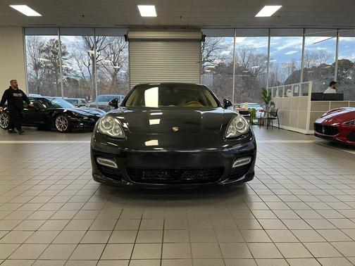 2012 Porsche Panamera Turbo