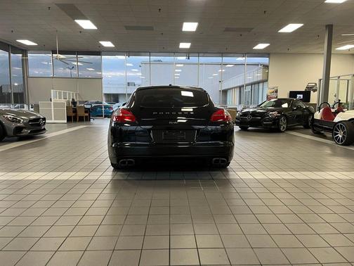 2012 Porsche Panamera Turbo