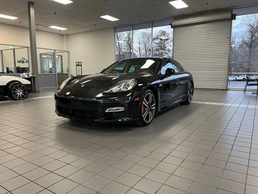 2012 Porsche Panamera Turbo