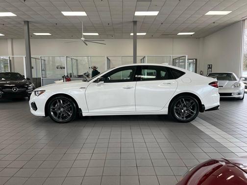Platinum White Pearl 2024 Acura TLX A-Spec