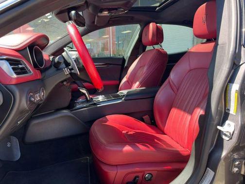 2019 Maserati Ghibli S Q4 GranLusso