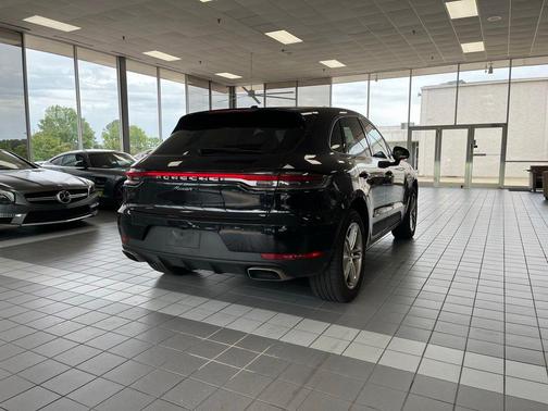 Black 2021 Porsche Macan Macan