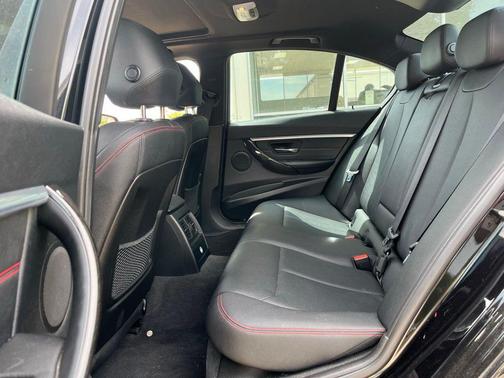 Black Sapphire Metallic 2017 BMW 330 xDrive