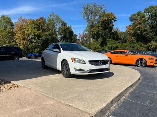 2016 Volvo S60 Inscription T5 Drive-E Premier