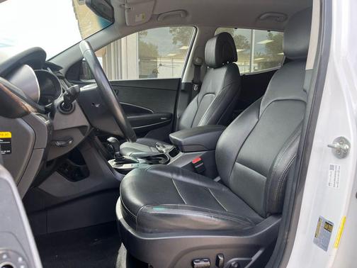 Pearl White 2018 Hyundai Santa Fe Sport 2.0L Turbo