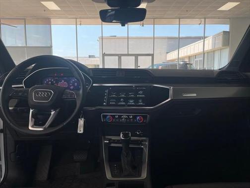 2023 Audi Q3 Premium 45 TFSI S line quattro Tiptronic