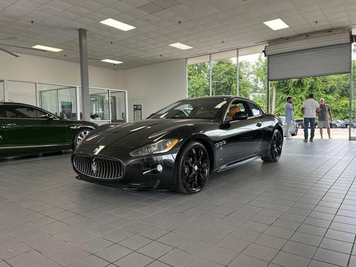 Black 2011 Maserati GranTurismo S