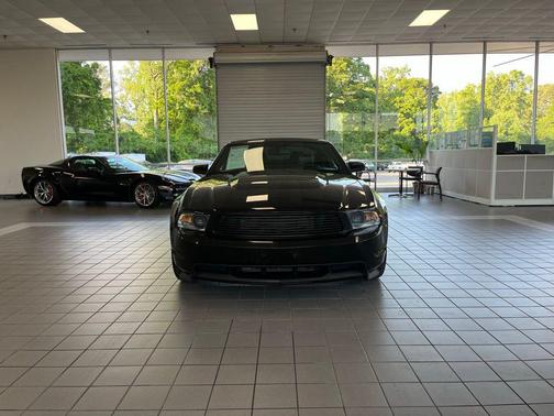 Ebony 2011 Ford Mustang GT Premium
