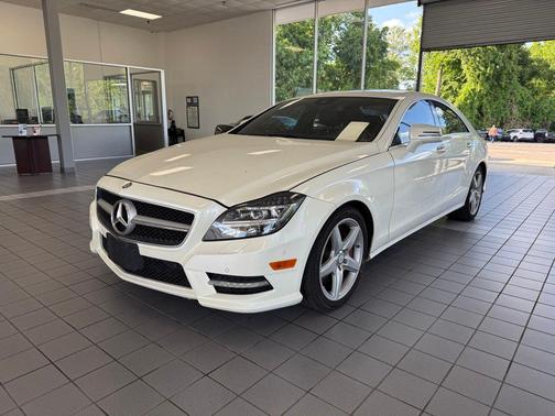 White 2014 Mercedes-Benz CLS-Class 4MATIC