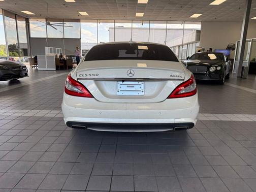 White 2014 Mercedes-Benz CLS-Class 4MATIC