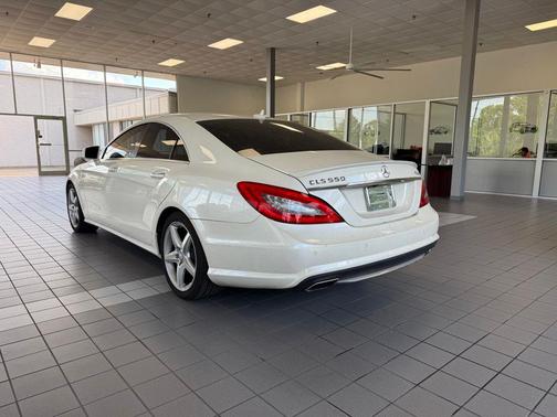 White 2014 Mercedes-Benz CLS-Class 4MATIC