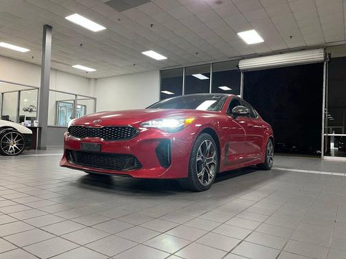 HiChroma Red 2018 Kia Stinger GT2