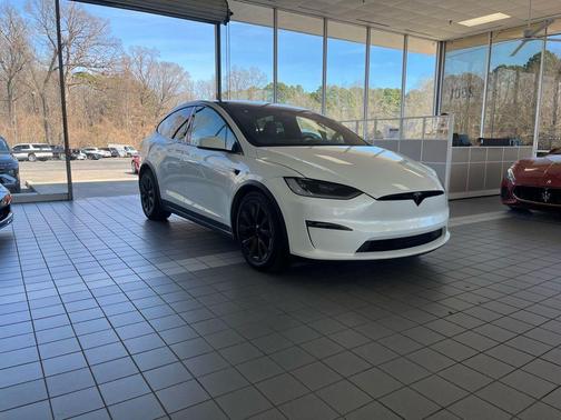 2023 Tesla Model X Standard Range