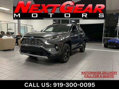 2020 Toyota RAV4 Hybrid SE