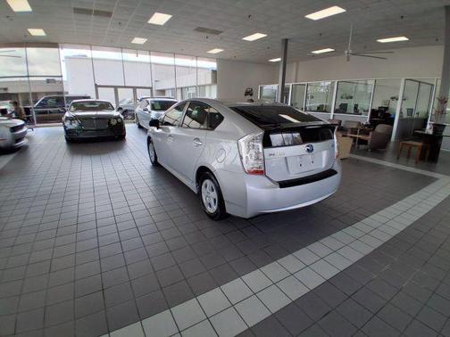 2010 Toyota Prius IV