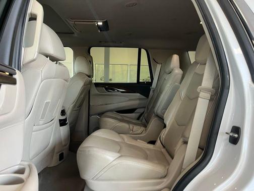 2018 Cadillac Escalade Premium Luxury