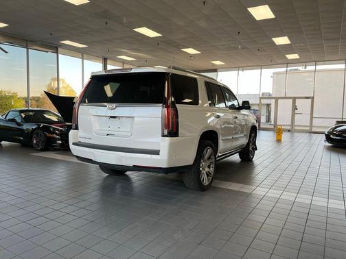 2018 Cadillac Escalade Premium Luxury