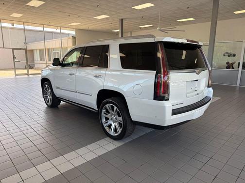 2018 Cadillac Escalade Premium Luxury