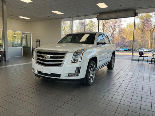 2018 Cadillac Escalade Premium Luxury