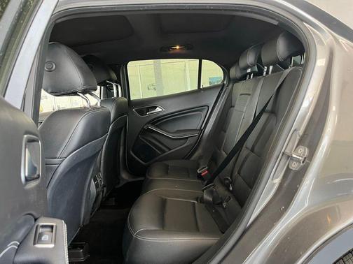 Gray 2020 Mercedes-Benz GLA 250 4MATIC