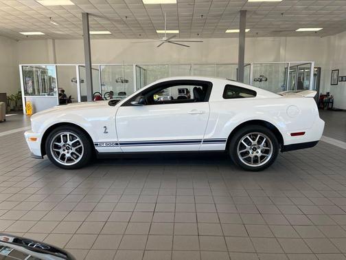 2007 Ford Shelby GT500 Base