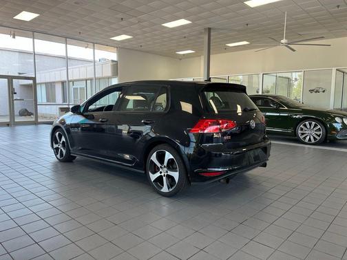 Deep Black 2016 Volkswagen Golf GTI 2.0T Autobahn w/Performance Package 4-Door