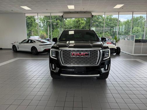 Onyx Black 2021 GMC Yukon XL Denali