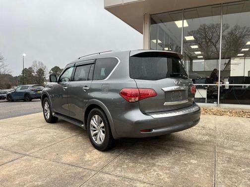 2017 INFINITI QX80 Base