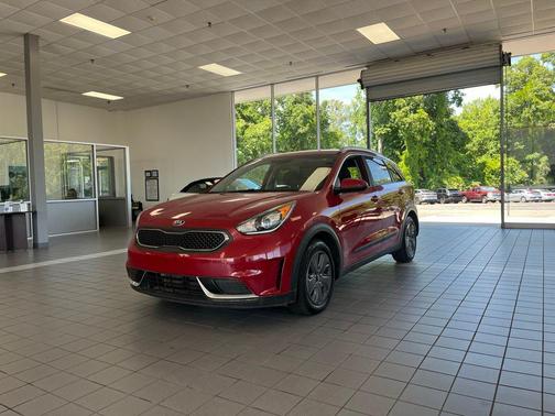 Crimson Red 2018 Kia Niro LX