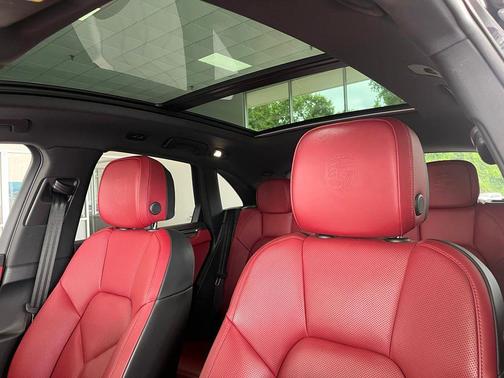 Gray 2023 Porsche Macan Macan