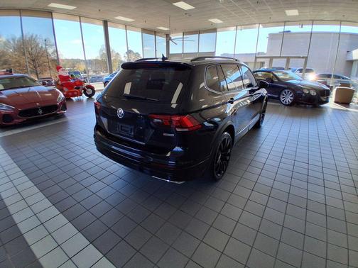 2021 Volkswagen Tiguan 2.0T SE R-Line Black 4MOTION