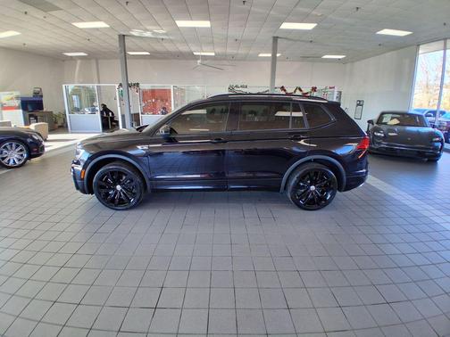 2021 Volkswagen Tiguan 2.0T SE R-Line Black 4MOTION