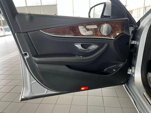 2018 Mercedes-Benz E-Class 4MATIC