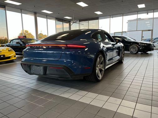 2021 Porsche Taycan 4S