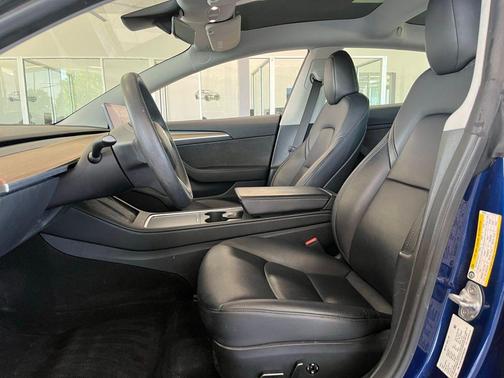 Deep Blue Metallic 2023 Tesla Model 3 Standard Range