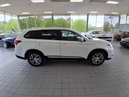 2018 Mitsubishi Outlander SE