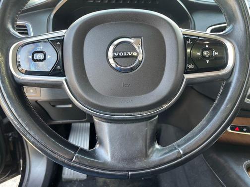 Onyx Black Metallic 2016 Volvo XC90 Hybrid T8 Inscription