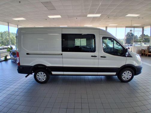 2020 Ford Transit-250 Base