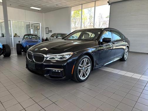 2017 BMW 750 i xDrive