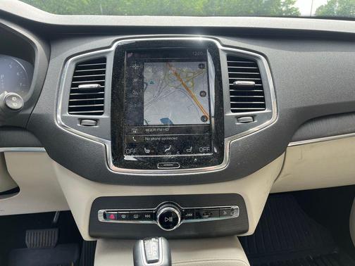 Denim Blue Metallic 2020 Volvo XC90 T6 Momentum