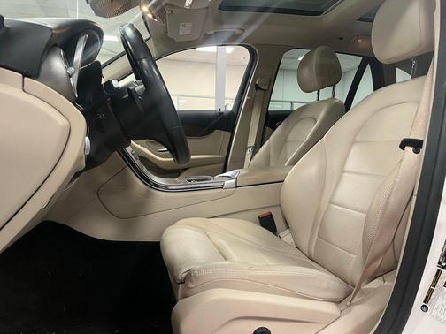 2020 Mercedes-Benz GLC 300 4MATIC